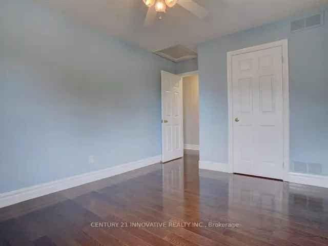 Luxury Contemporary Home Extra Wide Hallways Fresh Paint Move In Ready