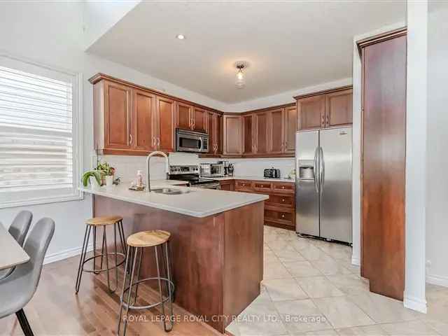 Charming Brick Bungaloft in Kortright West