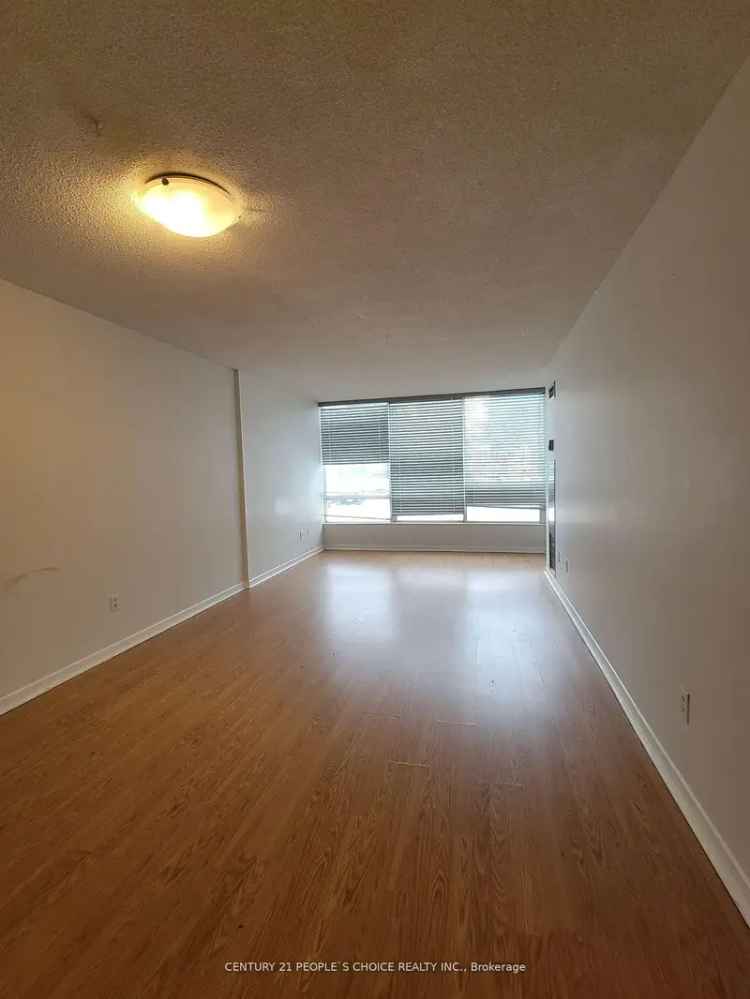 2 Bed 2 Bath Main Floor Unit in Brampton with 2 Parking Spaces