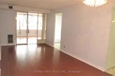 2 rooms apartment of 83 m² in Toronto