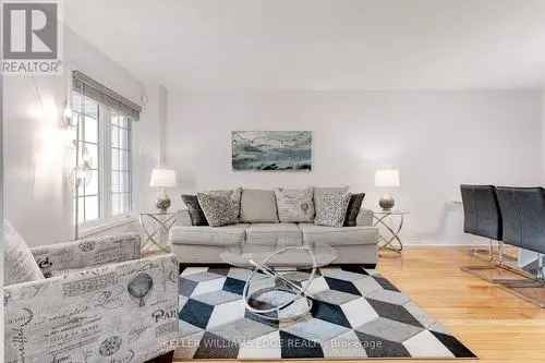 Family Home in Lisgar Mississauga with Chef's Kitchen and Finished Basement