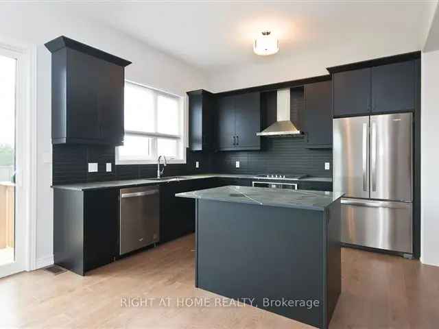 Luxury 4-Bedroom Detached Home in Aurora Woodhaven