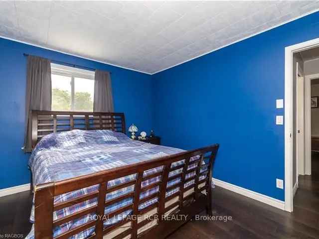 Chesley Home with Renovated Kitchen and Huge Shop