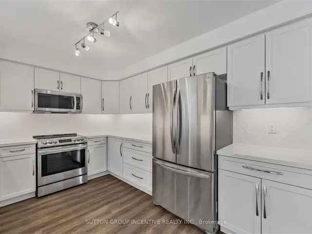 House For Sale in Barrie, Ontario