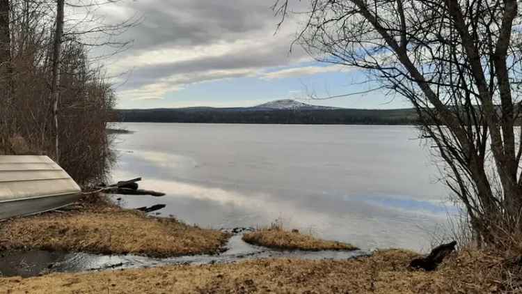 Stunning South Facing 2.76-Acre Lakefront Property - Uncha Lake, BC