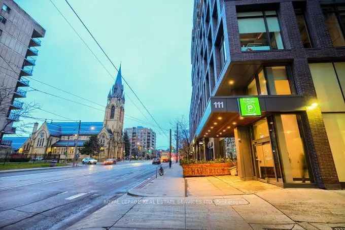 Condo For Sale in Toronto, Ontario