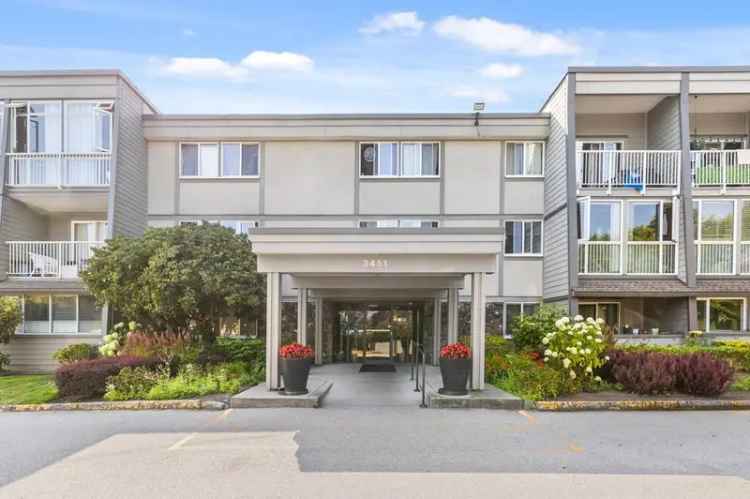 Updated 2 Bed 1.5 Bath Home Near Steveston Village