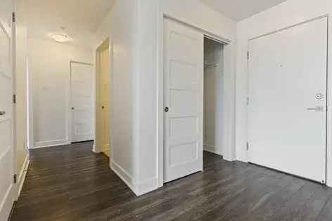 1 room apartment of 60 m² in Montreal