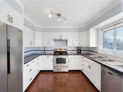 6 Bed 3 Bath House in Pleasant Valley Nanaimo