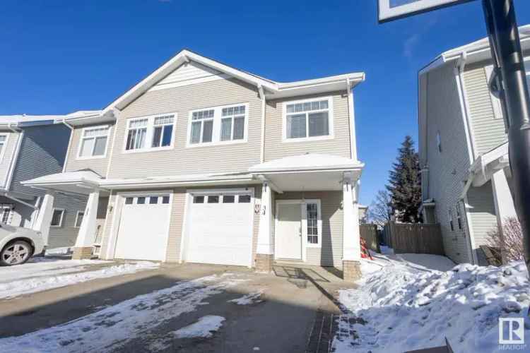 Buy half duplex condo in Erin Ridge with private yard and spacious layout