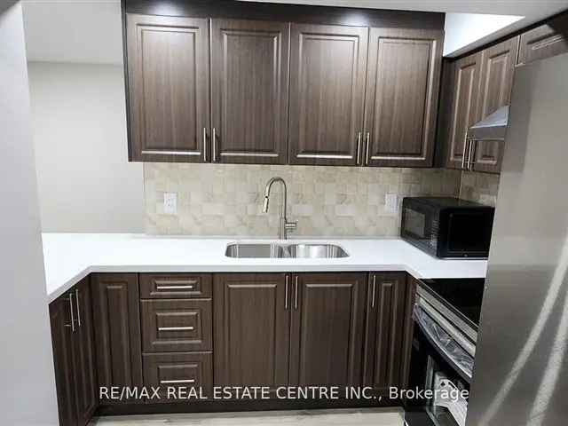 House For Rent in Ajax, Ontario