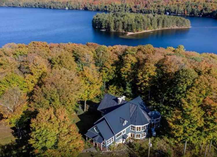 Listed: Lakeside 6-Bedroom Surrounded by Lush Cottage Country Forest