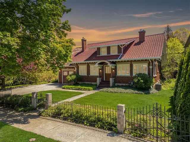 Charming Thornbury Home with In-Ground Pool and Private Backyard Oasis