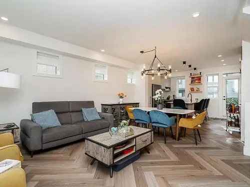 4-Bed 3-Bath Townhome in South Surrey Grandview Heights