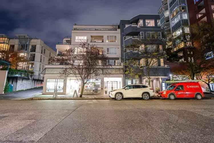 403 118 E 2ND Street in North Vancouver: Lower Lonsdale Condo for sale : MLS®# R2945497