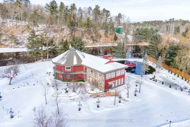 Stunning Waterfront Home 4000+sqft - Perfect for Large Families or Group Home