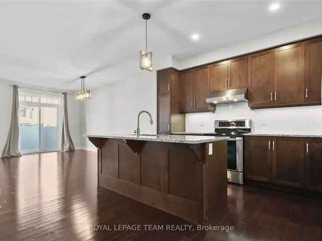 Luxury Kanata Lakes Townhome 2265 sq ft