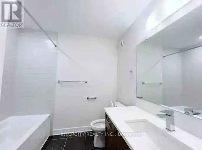 4 Bed 4 Bath Detached House in Ottawa