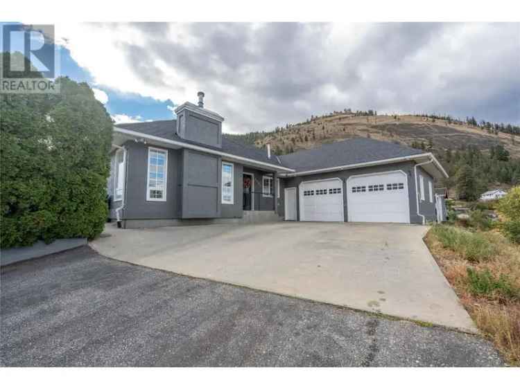 Family Home with Lakeview Quiet Street RV Parking New Roof