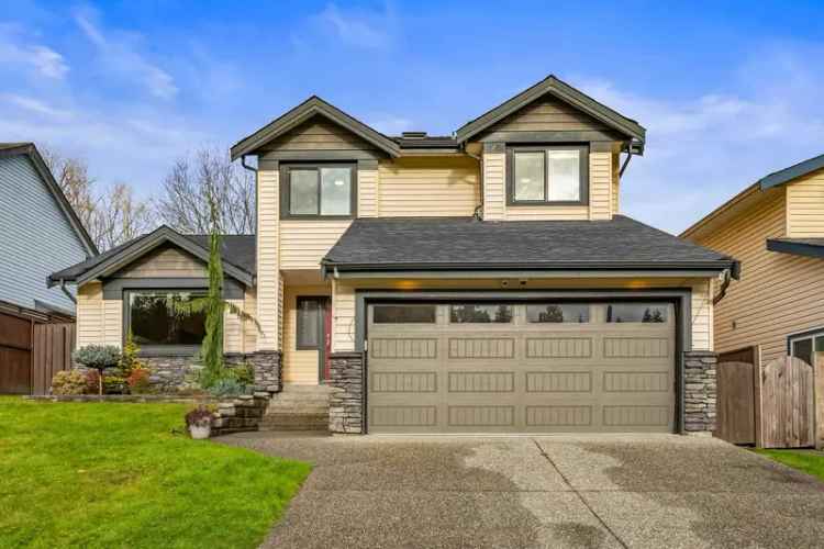 A $1,688,000.00 House/Single Family with 3 bedrooms in Oxford Heights, Port Coquitlam