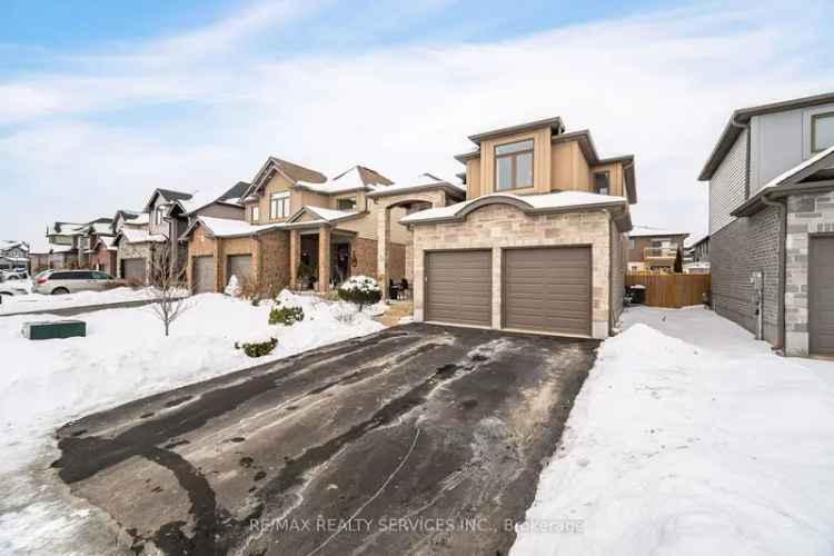 Family Home with Pool, Finished Basement & 4+ Bedrooms