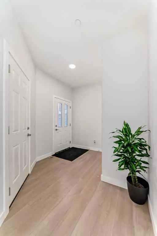 House For Rent in Calgary, Alberta