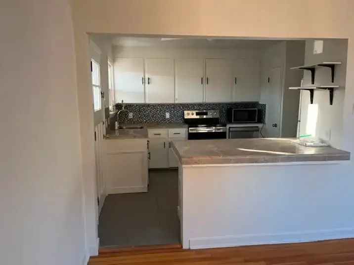 Beautiful 2 Bedroom 1 Bathroom Flat Halifax West South End