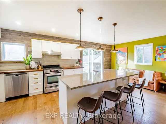 Cobourg Waterfront Home Steps From Boardwalk - Open Concept, Updated Kitchen, Multigenerational Living