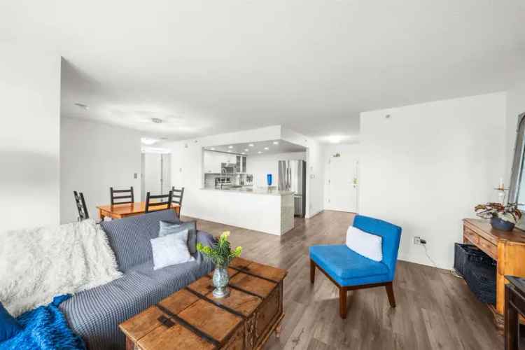 Port Moody Condo for Sale: 2 Bed + Den, Newly Renovated, Amazing Amenities