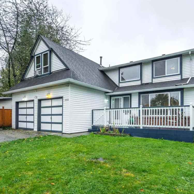 Panorama Ridge Home for Sale: Open Concept, Updated, Large Backyard