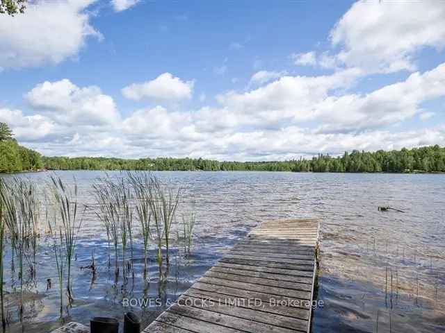 Peter Lake Family Cottage 3BR 1BA Updated Deck