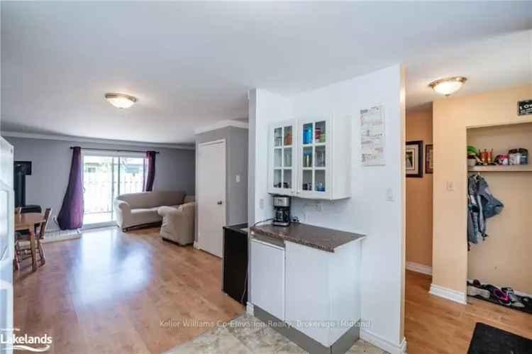 House For Sale in Collingwood, Ontario