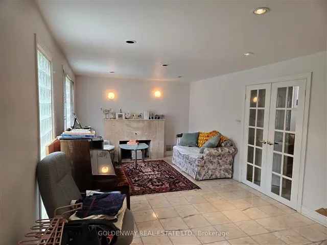 Beautiful Home in St Andrew-Windfields Area - Large Lot