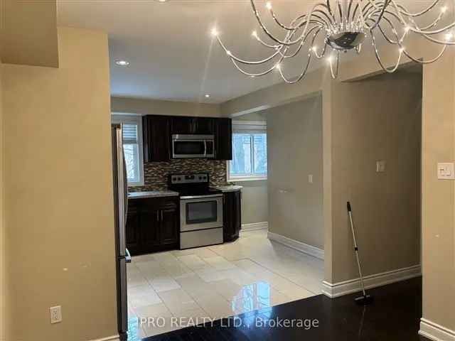 Executive Townhome Family Pets Dark Hardwood Floors Gourmet Kitchen