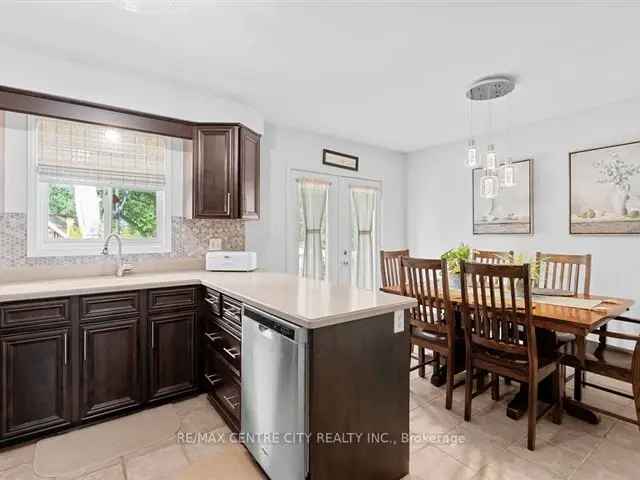 House For Sale in Strathroy-Caradoc, Ontario