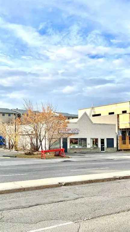 Commercial property For Sale in Edmonton, Alberta