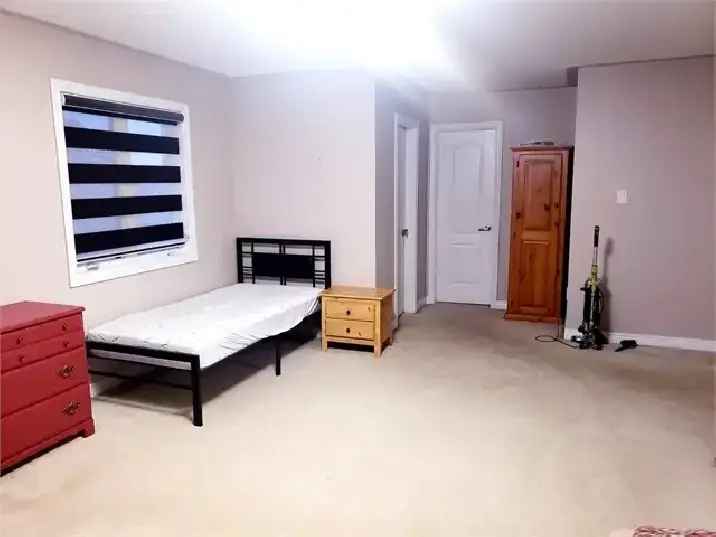 Private and shared room for rent in heart of Scarborough.