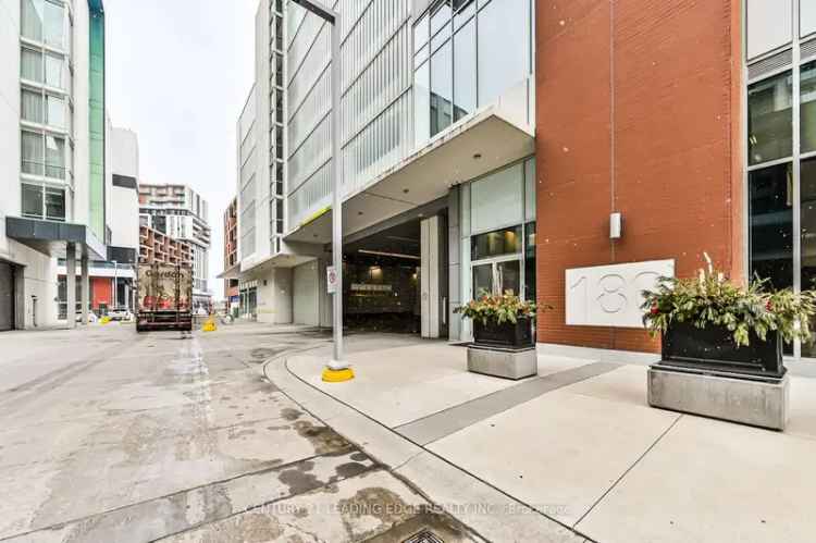 Downtown Markham 1-Bedroom Suite with Private Terrace and Five-Star Amenities