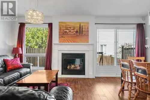 Updated Townhome in Barrhaven Ottawa Family Friendly Home