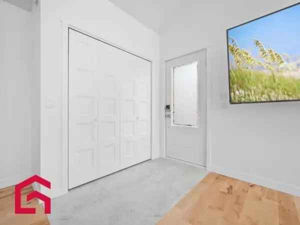 Lake Memphremagog Chalet 4-Season Home for Sale