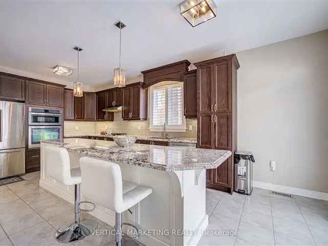 4 Bedroom 3 Bathroom Executive Home Near Ancaster