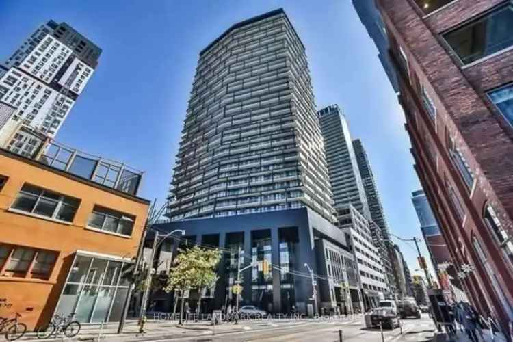 Toronto Entertainment District Condo 1 Bedroom + Den