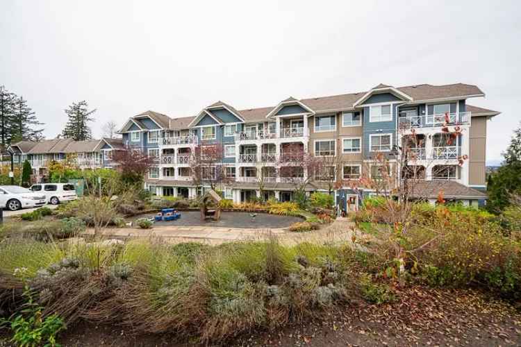 A $659,900.00 Apartment/Condo with 2 bedrooms in Cloverdale BC, Cloverdale