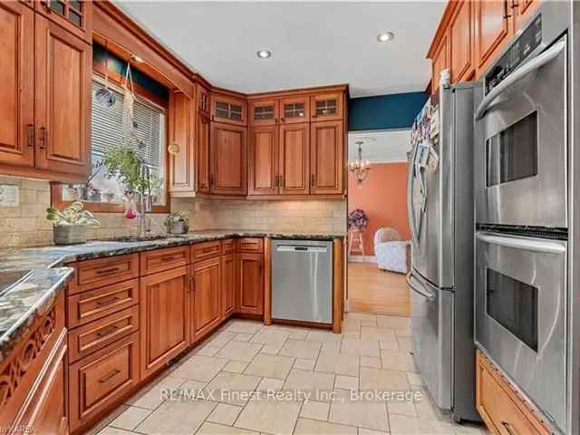 House For Sale in Kingston, Ontario