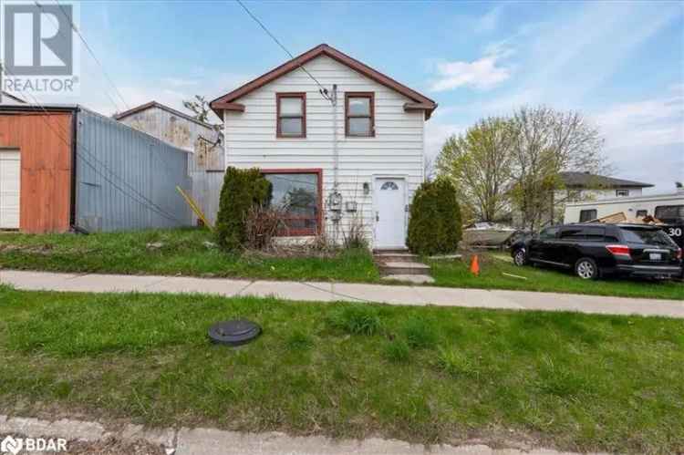 Woodville Fixer-Upper: 3-Bed, 1.5-Bath Home on Large Lot