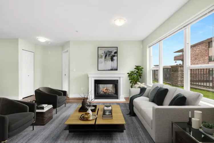 Condo For Sale in Abbotsford, British Columbia