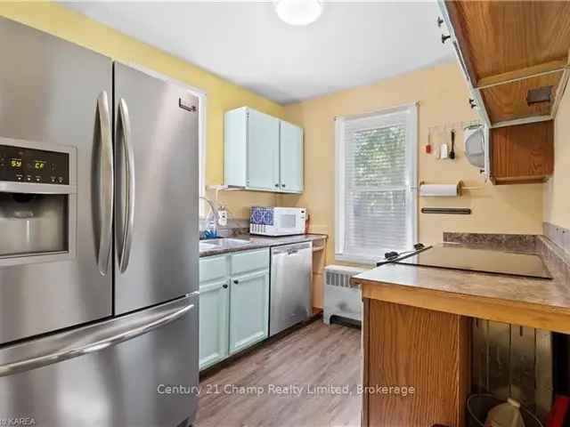 House For Sale in Kingston, Ontario