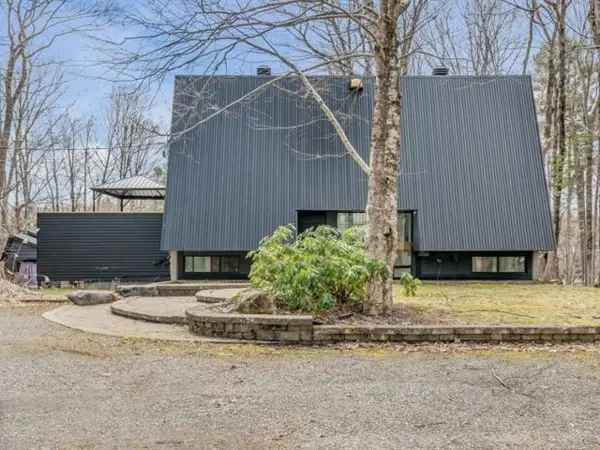 Riverfront Bungalow 3 Bedroom Quebec South Shore