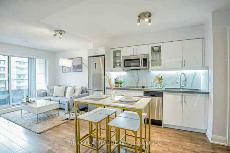 Condo For Sale in Markham, Ontario