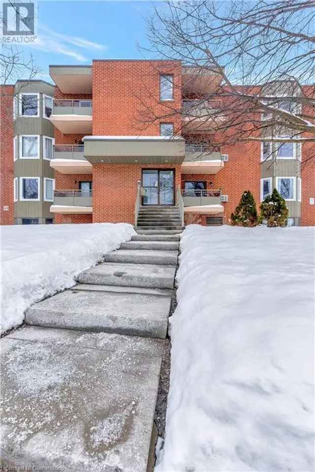 Spacious 2 Bed, 2 Bath Condo Near Universities